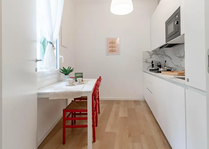 H11 Casa Giulietta Апартаменты Санремо